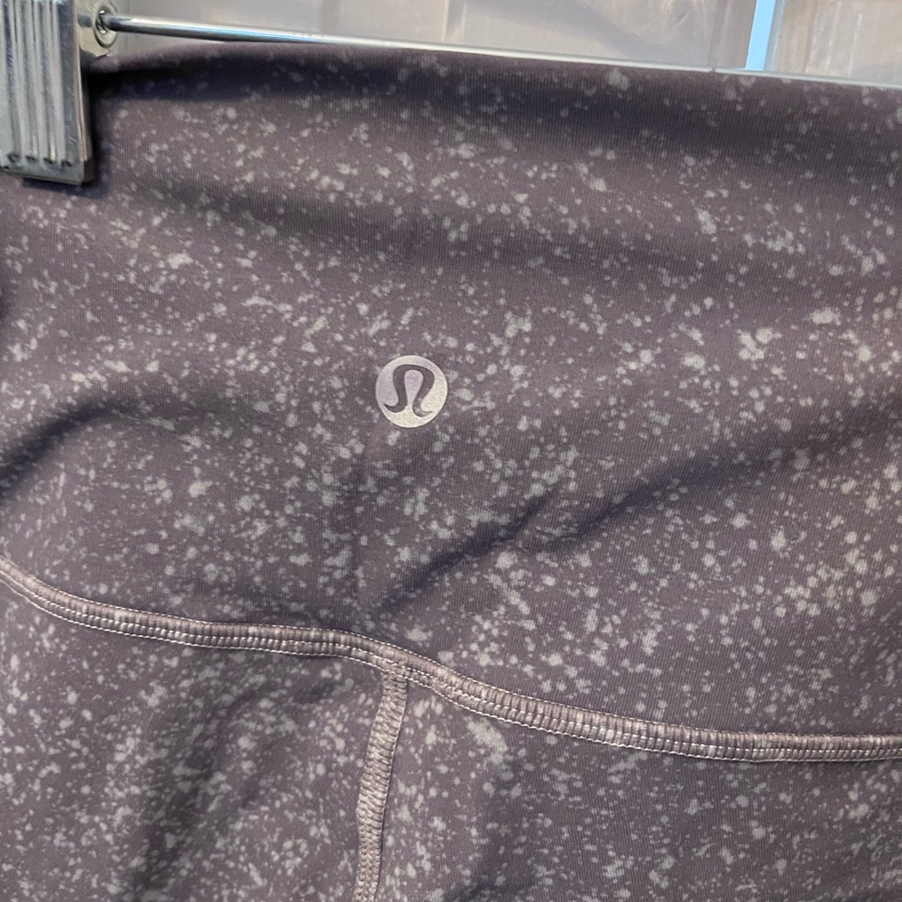 Lululemon leggings | size 4 | great condition